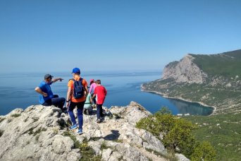 Вид с Ильяс-Кая на Ласпи Ильяс-Кая, Ласпинская бухта